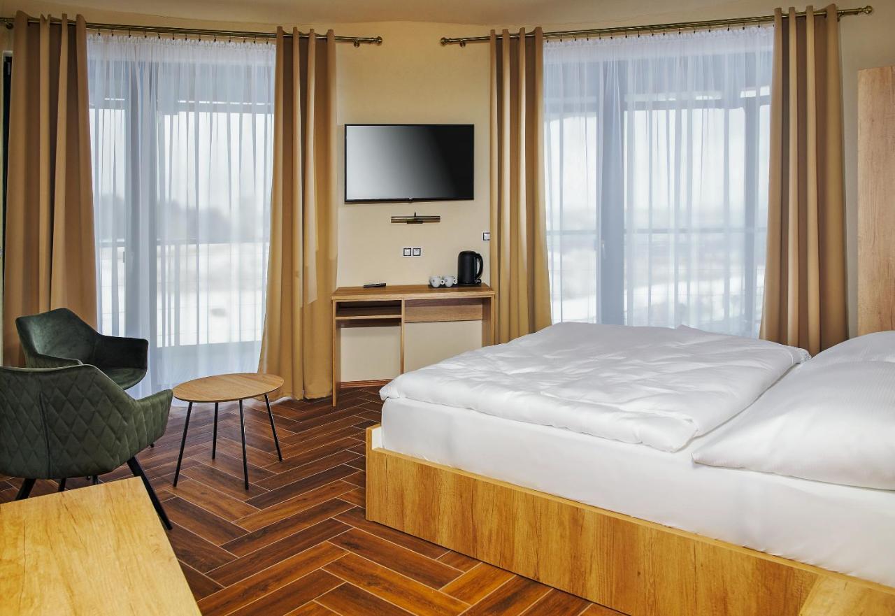 Hotel Dymnik Румбурк Экстерьер фото